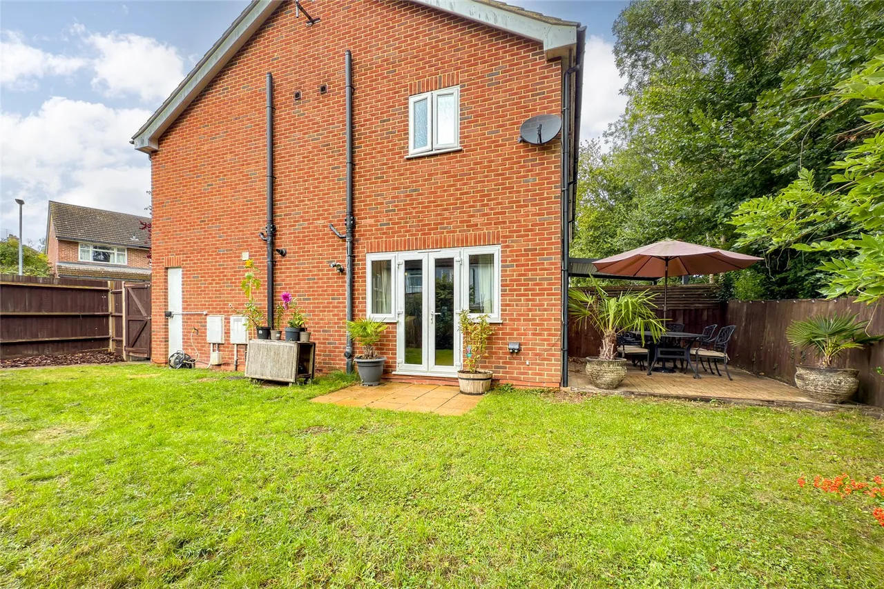 Riverford Close, Harpenden, Hertfordshire, AL5 4LY, photo 12