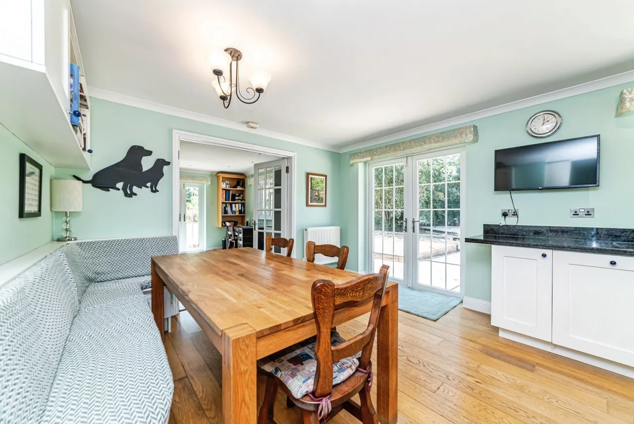 Holly Lane, Silchester, RG7, photo 6