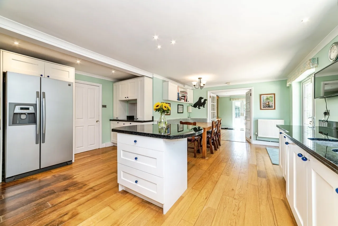 Holly Lane, Silchester, RG7, photo 5