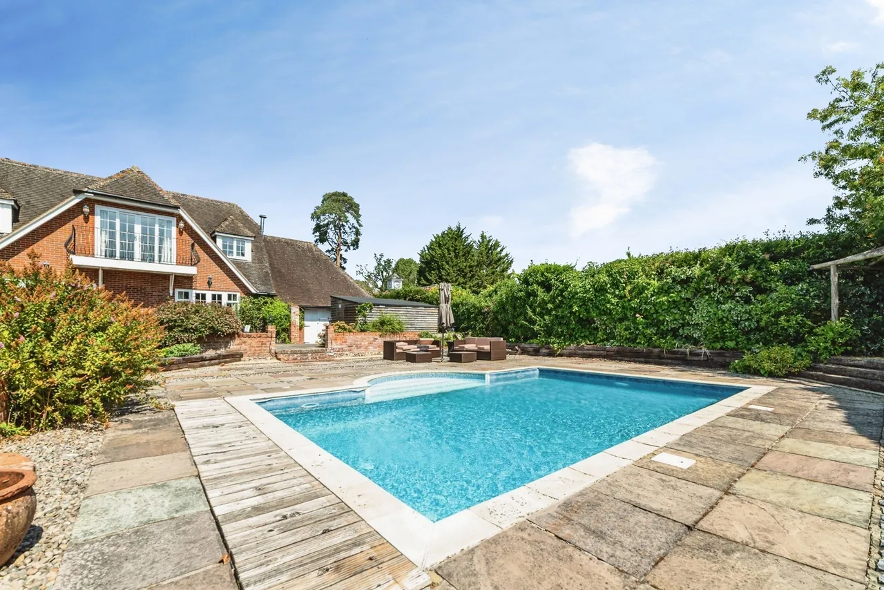Holly Lane, Silchester, RG7, photo 45
