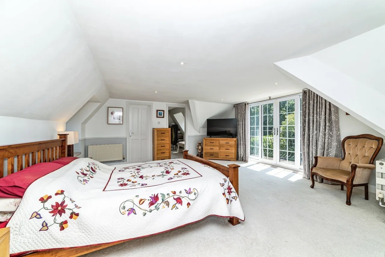Holly Lane, Silchester, RG7, photo 38