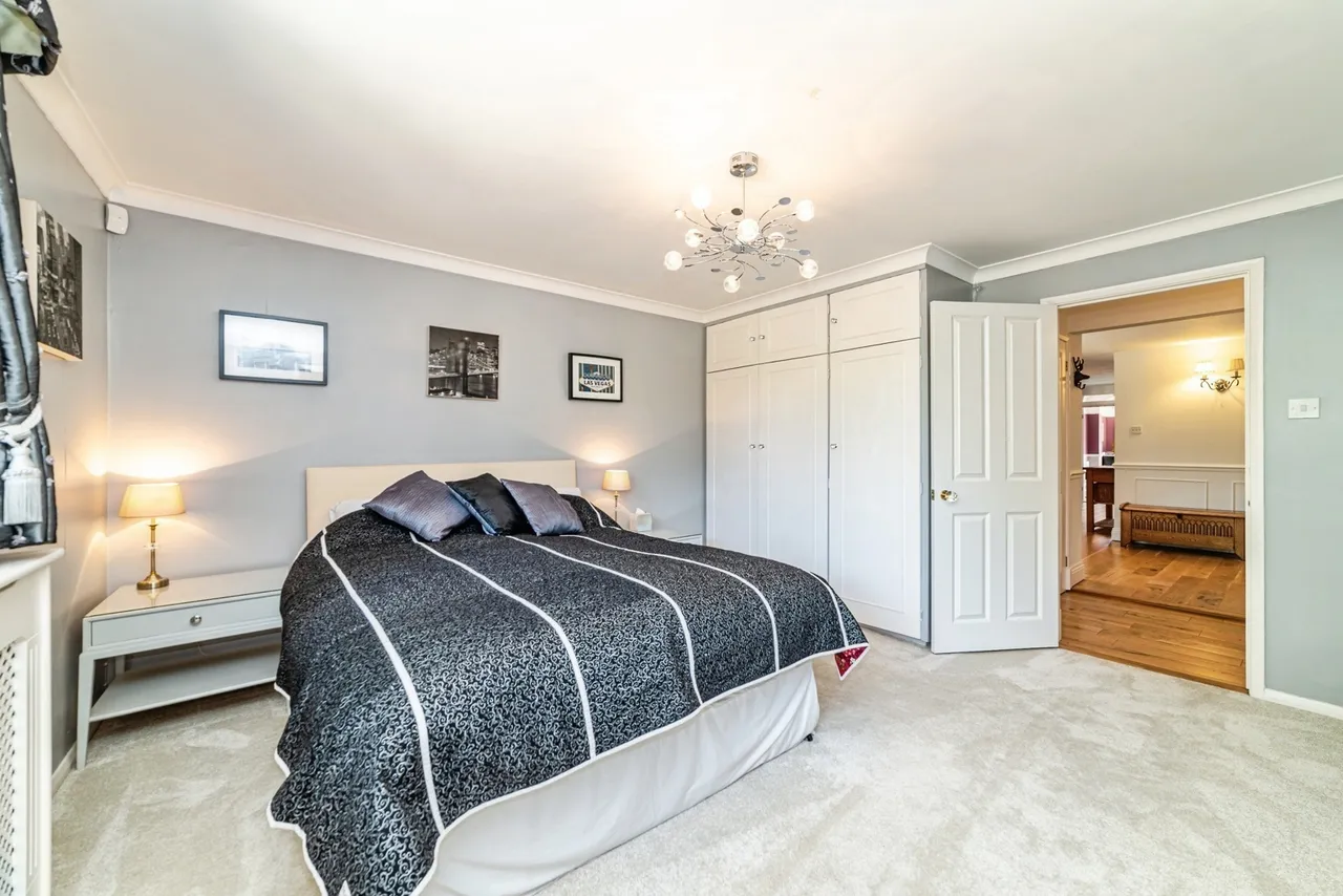 Holly Lane, Silchester, RG7, photo 19
