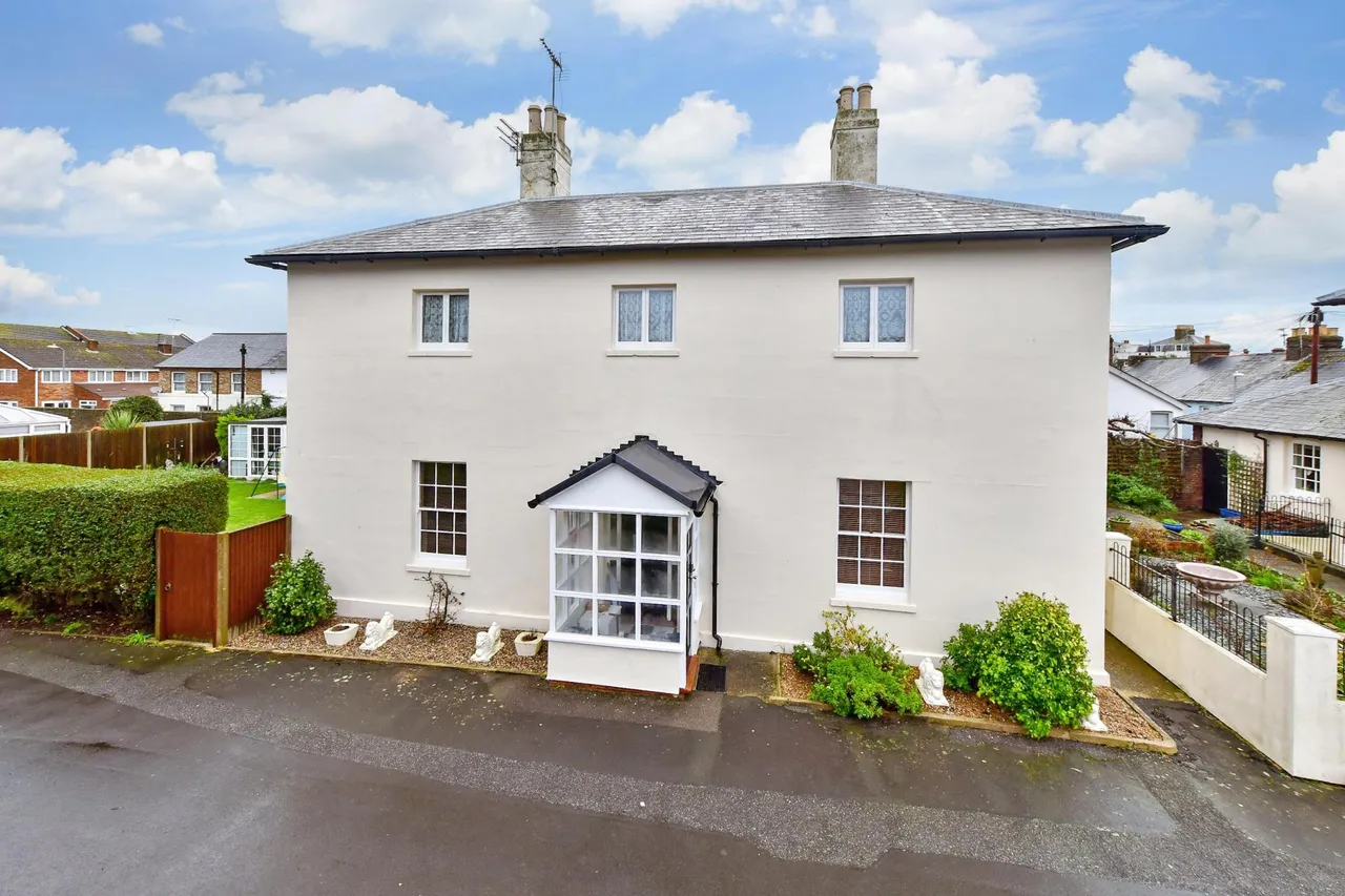 6 bed house for sale, North Barracks, Walmer, CT14