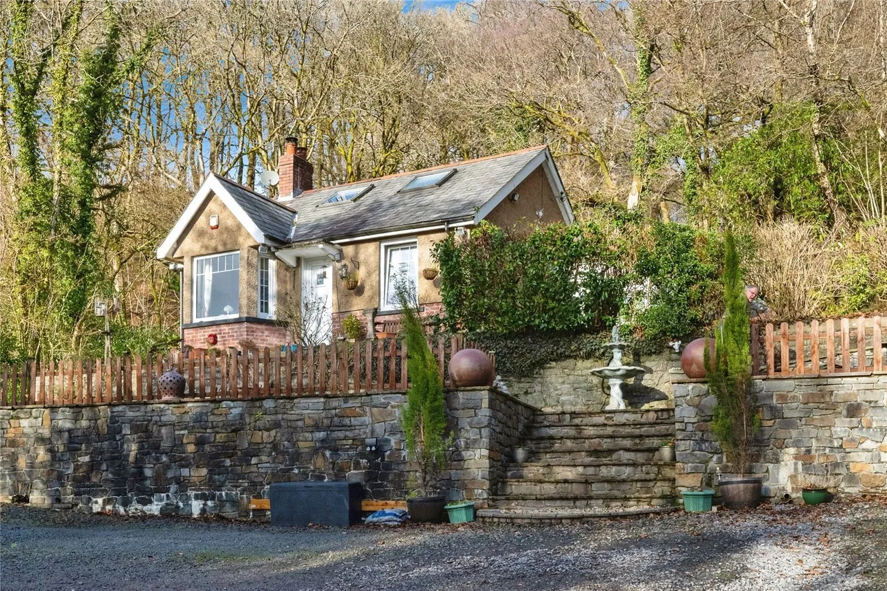 Abercrave, Swansea, SA9, photo 17
