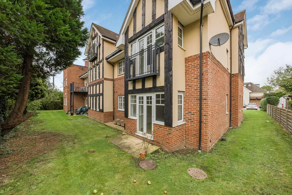 Fairfield Road, Uxbridge, UB8, photo 30