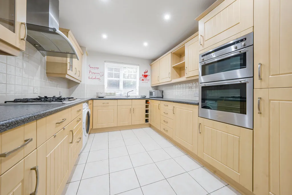 Fairfield Road, Uxbridge, UB8, photo 23