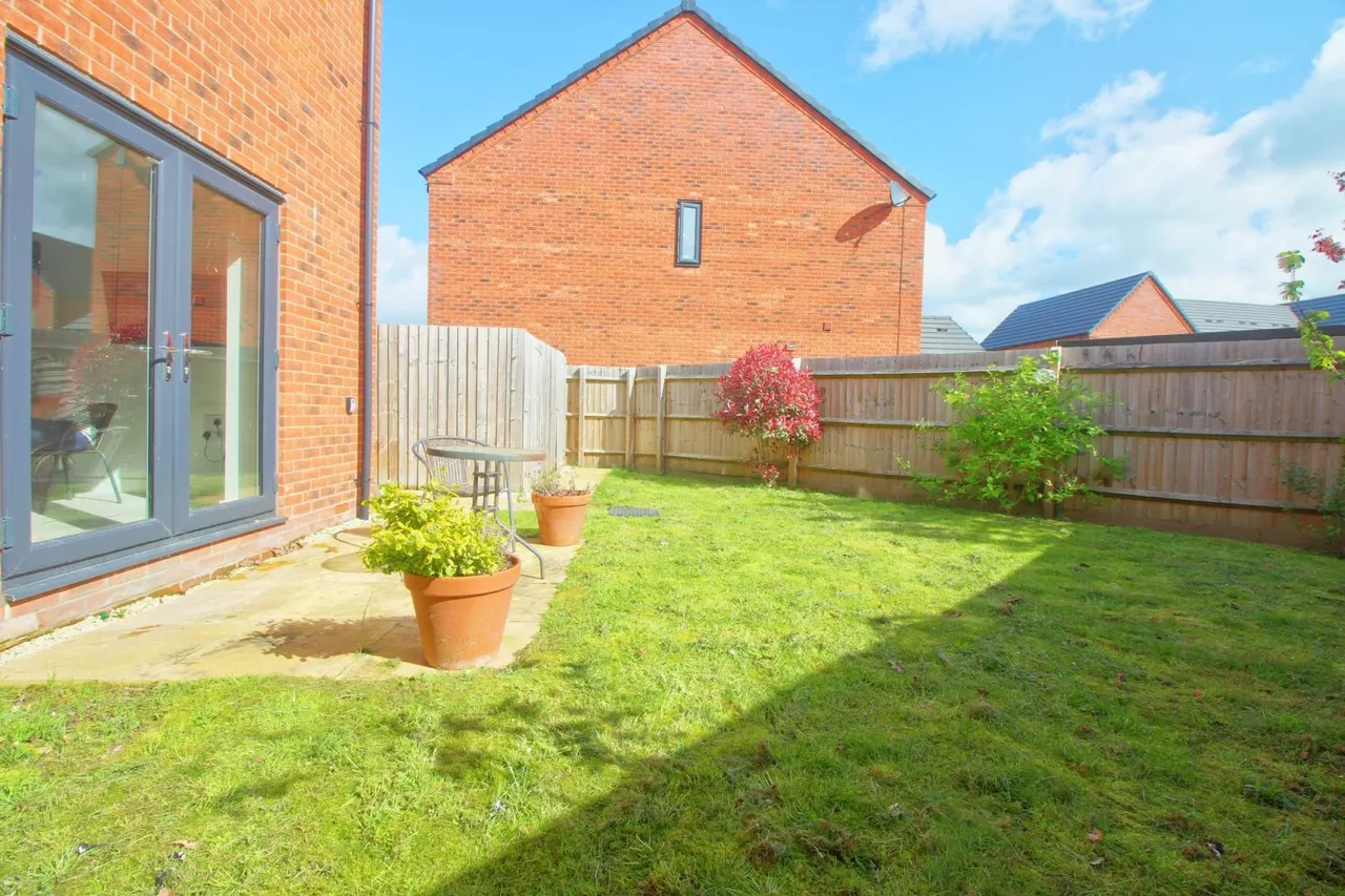 Friesian Way, Uttoxeter, ST14, photo 7