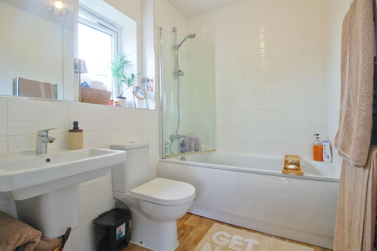 Friesian Way, Uttoxeter, ST14, photo 6