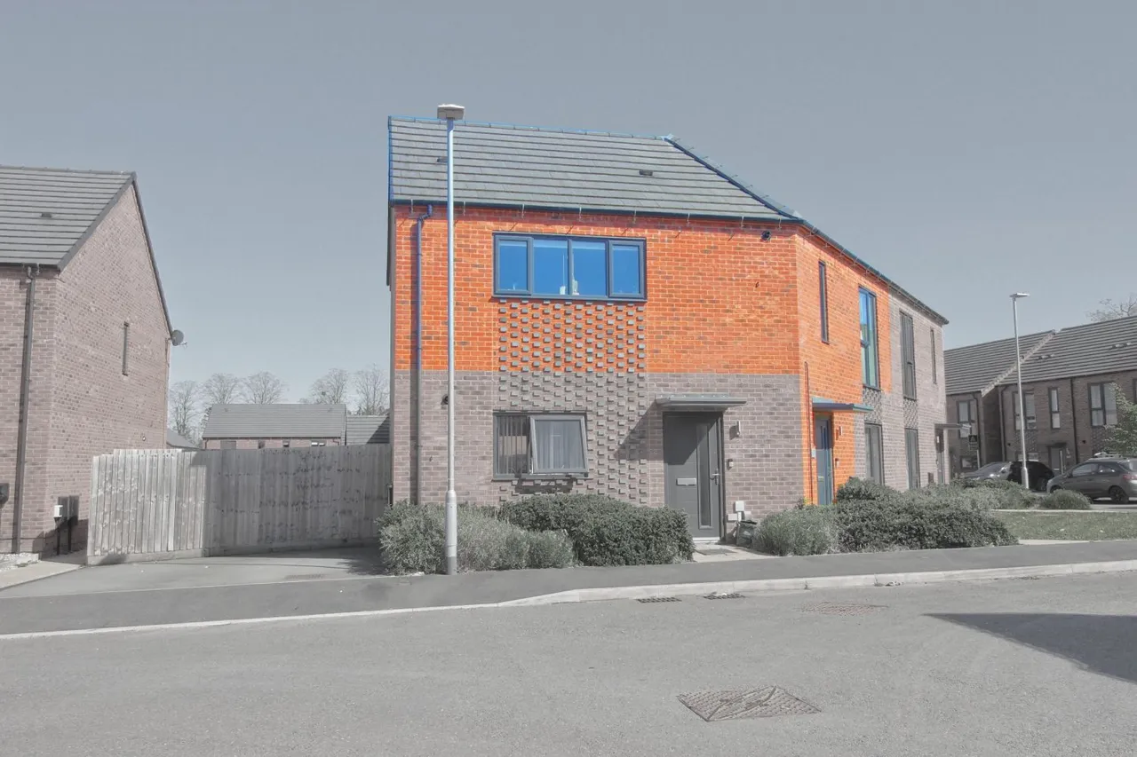Friesian Way, Uttoxeter, ST14, photo 9