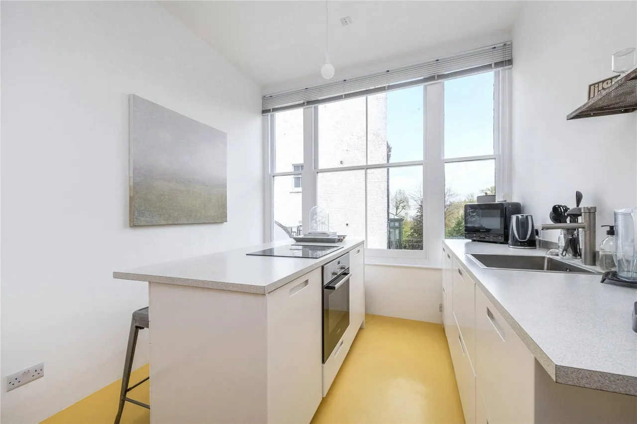 Willoughby Road, Hampstead Village, NW3, photo 9