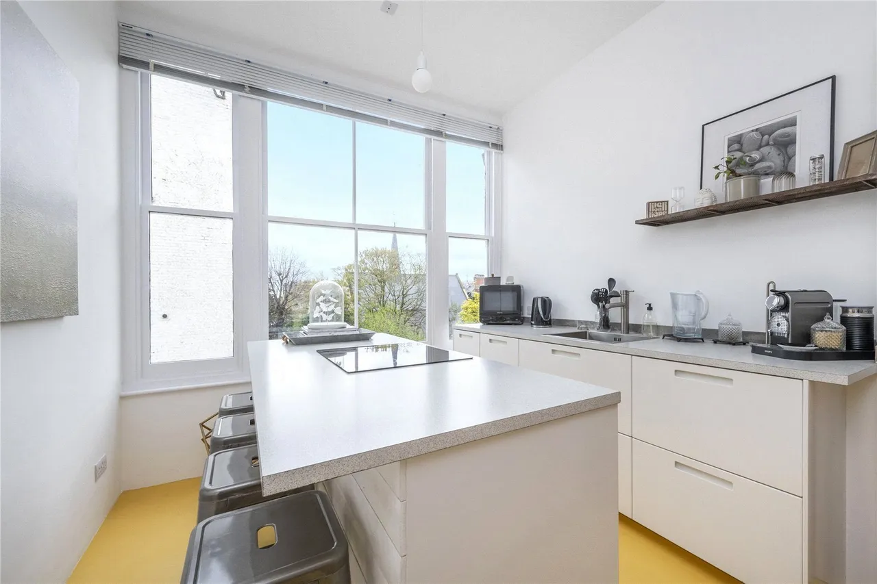 Willoughby Road, Hampstead Village, NW3, photo 10