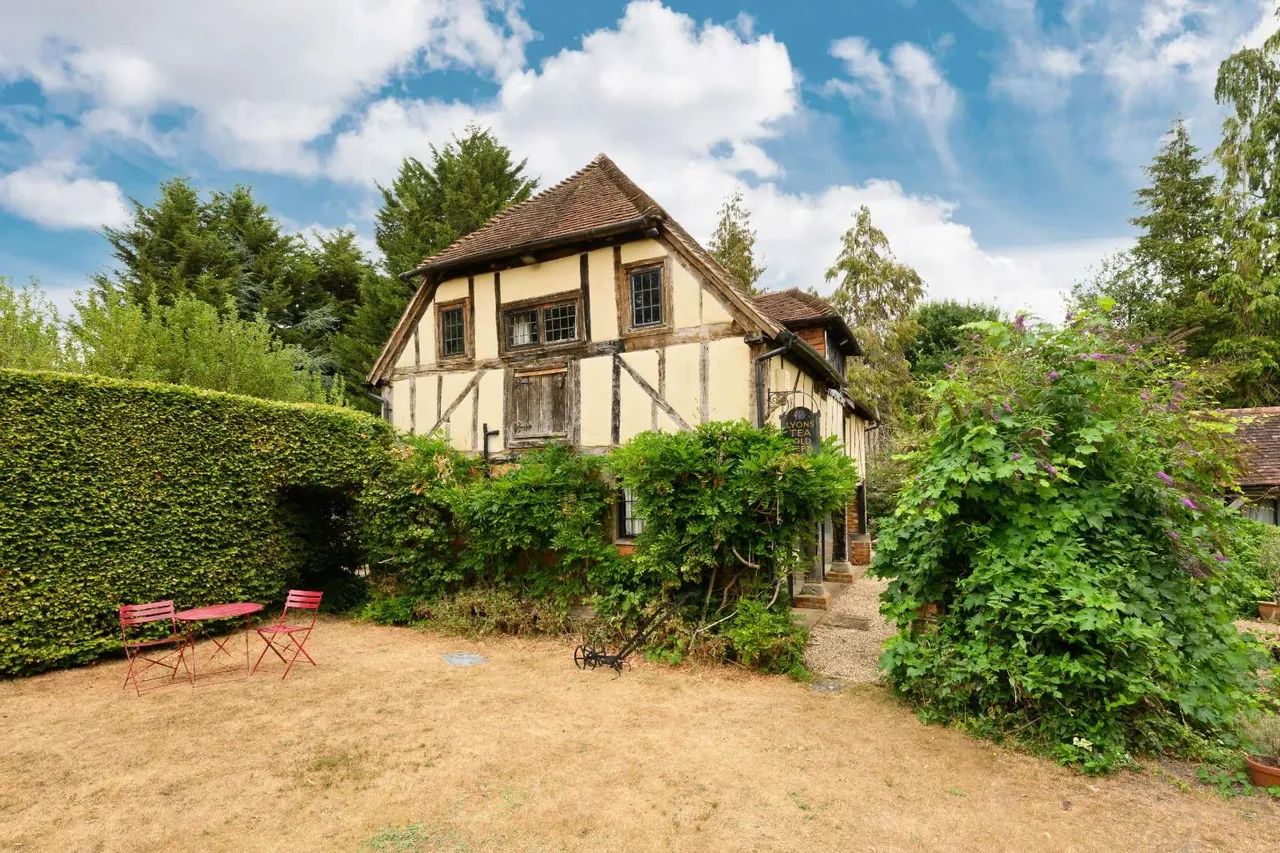 2 bed house to rent — Kennel Lane, Windlesham, Surrey, GU20 6AA