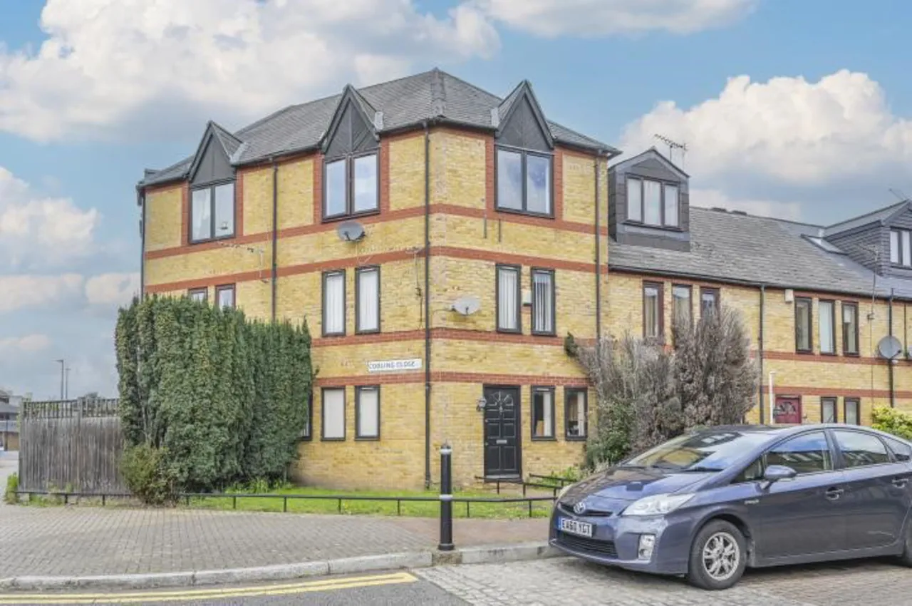 flat to rent, London, E1W