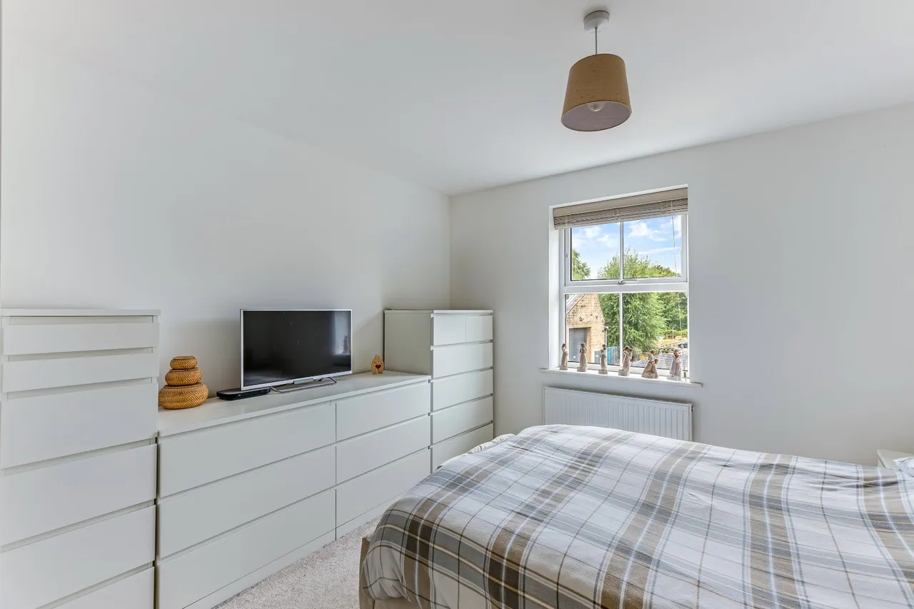 Ilkley Road, Otley, LS21, photo 6