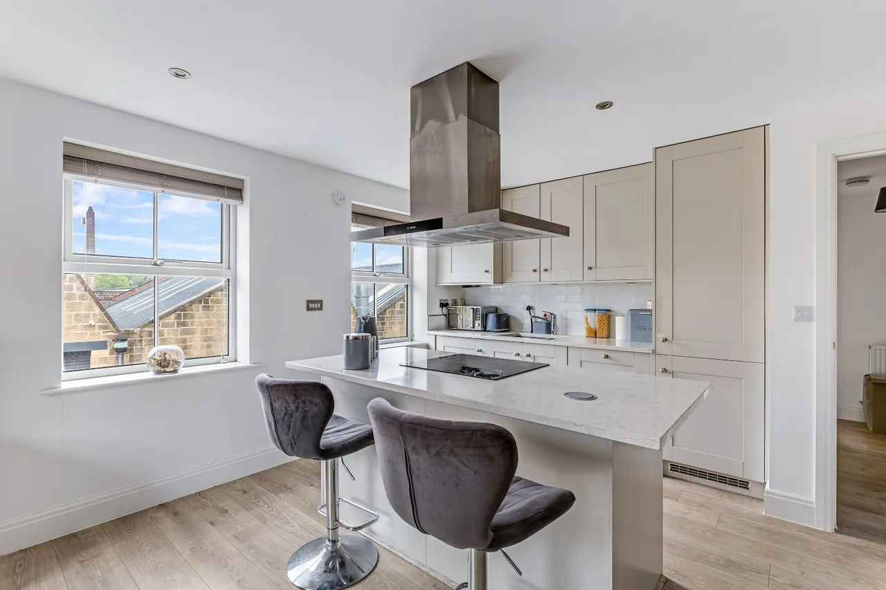 Ilkley Road, Otley, LS21, photo 4