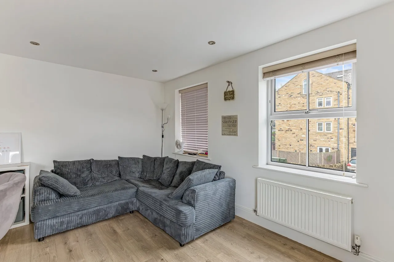 Ilkley Road, Otley, LS21, photo 5