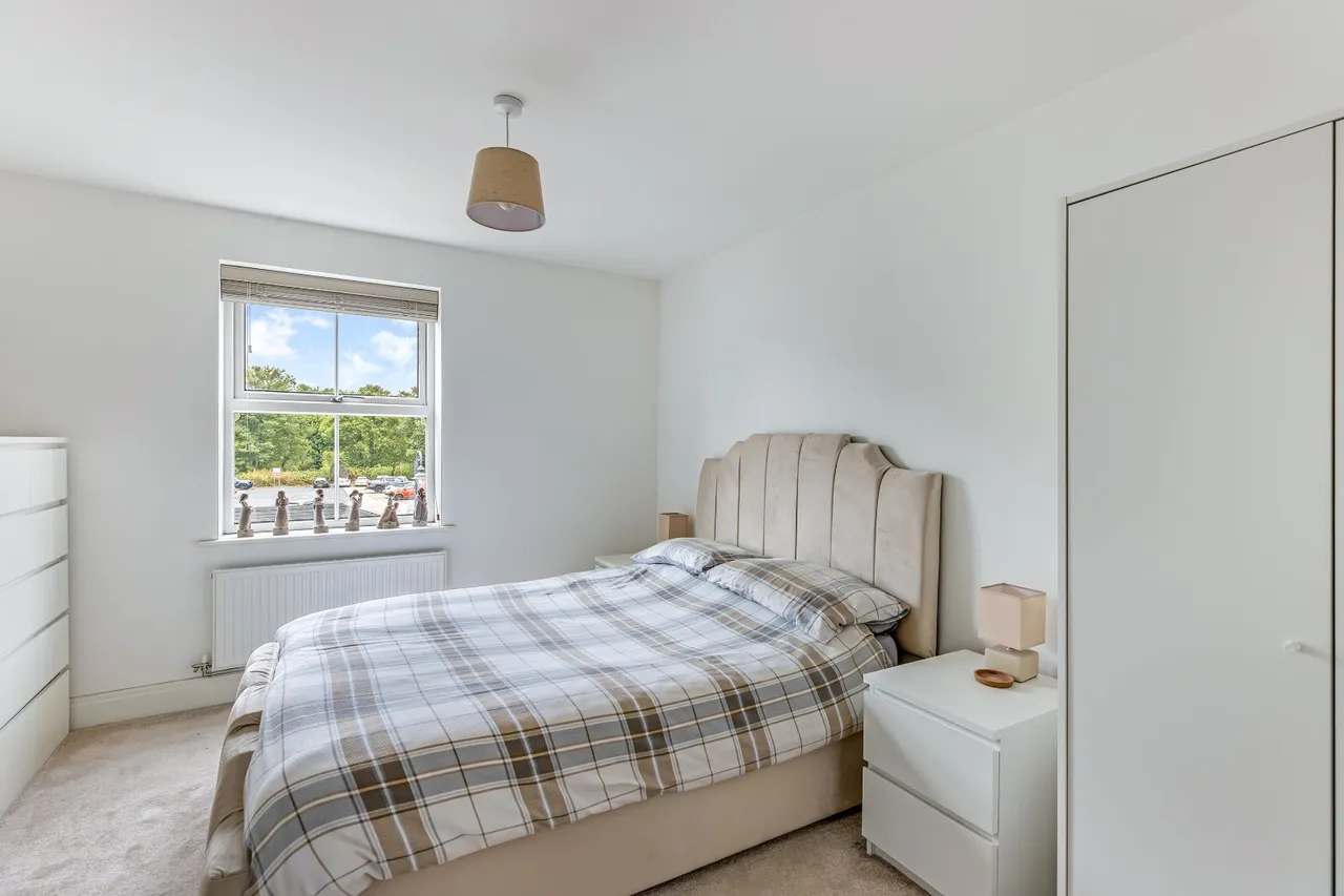 Ilkley Road, Otley, LS21, photo 7
