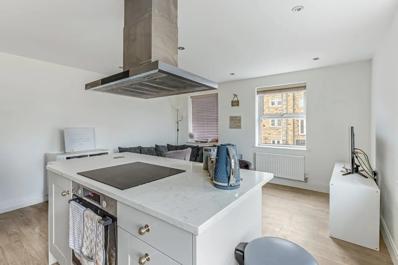 Ilkley Road, Otley, LS21, photo 3