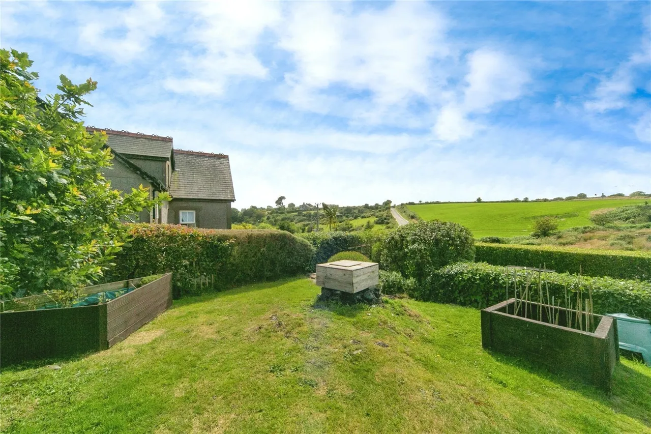 Llanbedrog, LL53, photo 25