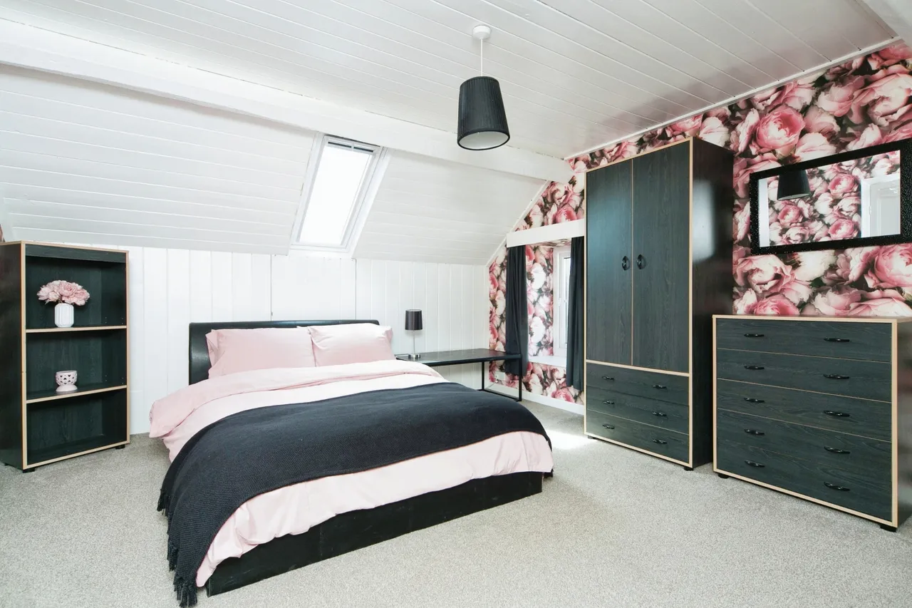 Llanbedrog, LL53, photo 10