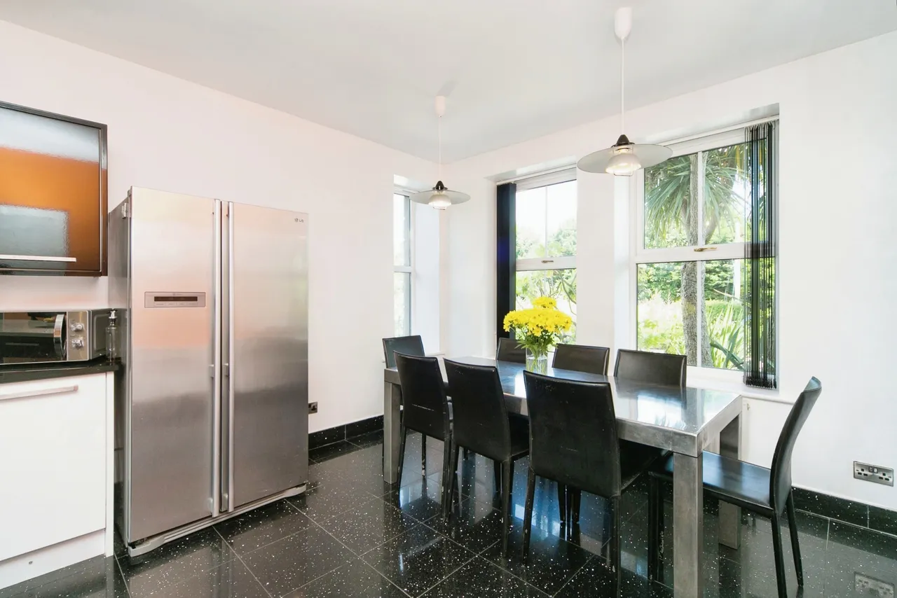 Llanbedrog, LL53, photo 12