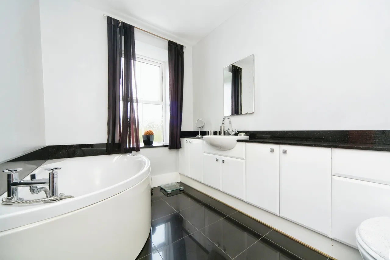 Llanbedrog, LL53, photo 11