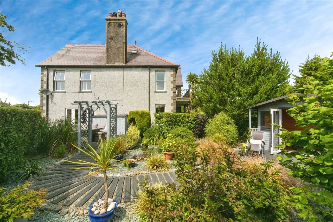 Llanbedrog, LL53, photo 32