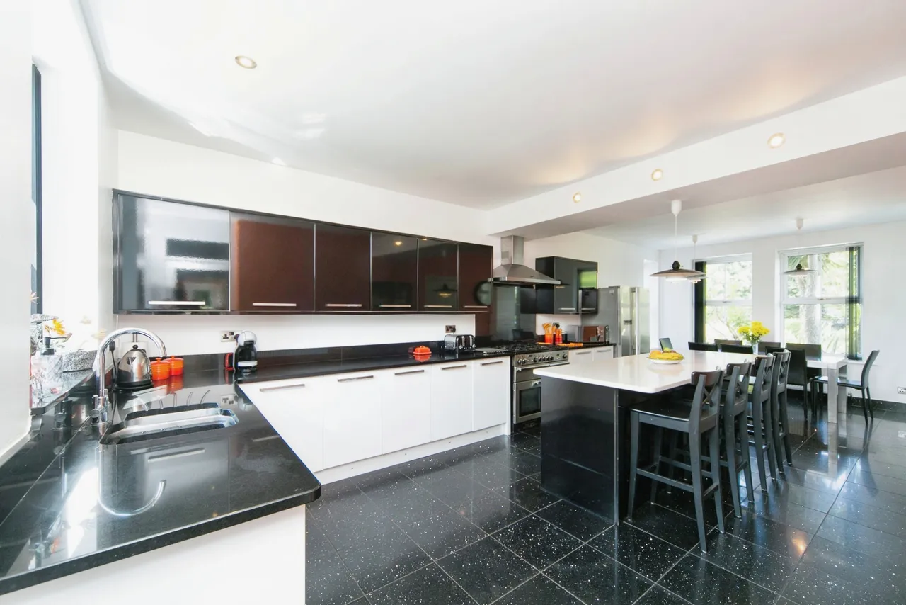 Llanbedrog, LL53, photo 4