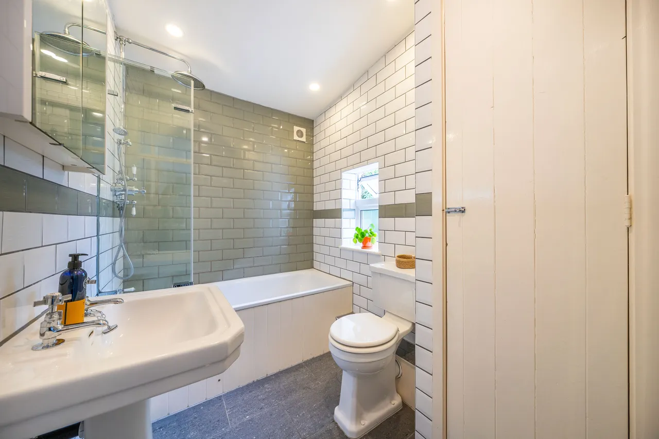31 Vanderbilt Road, London, SW18, photo 8