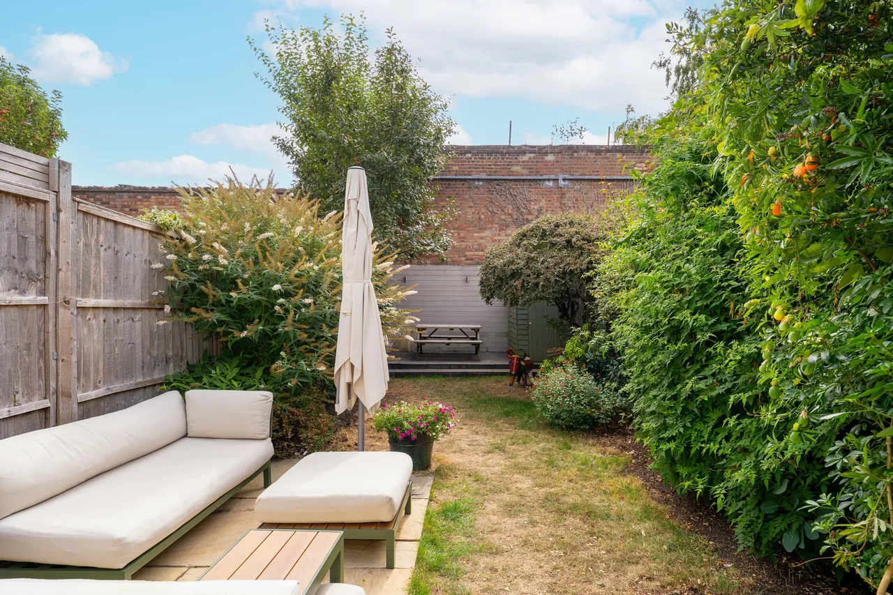31 Vanderbilt Road, London, SW18, photo 3