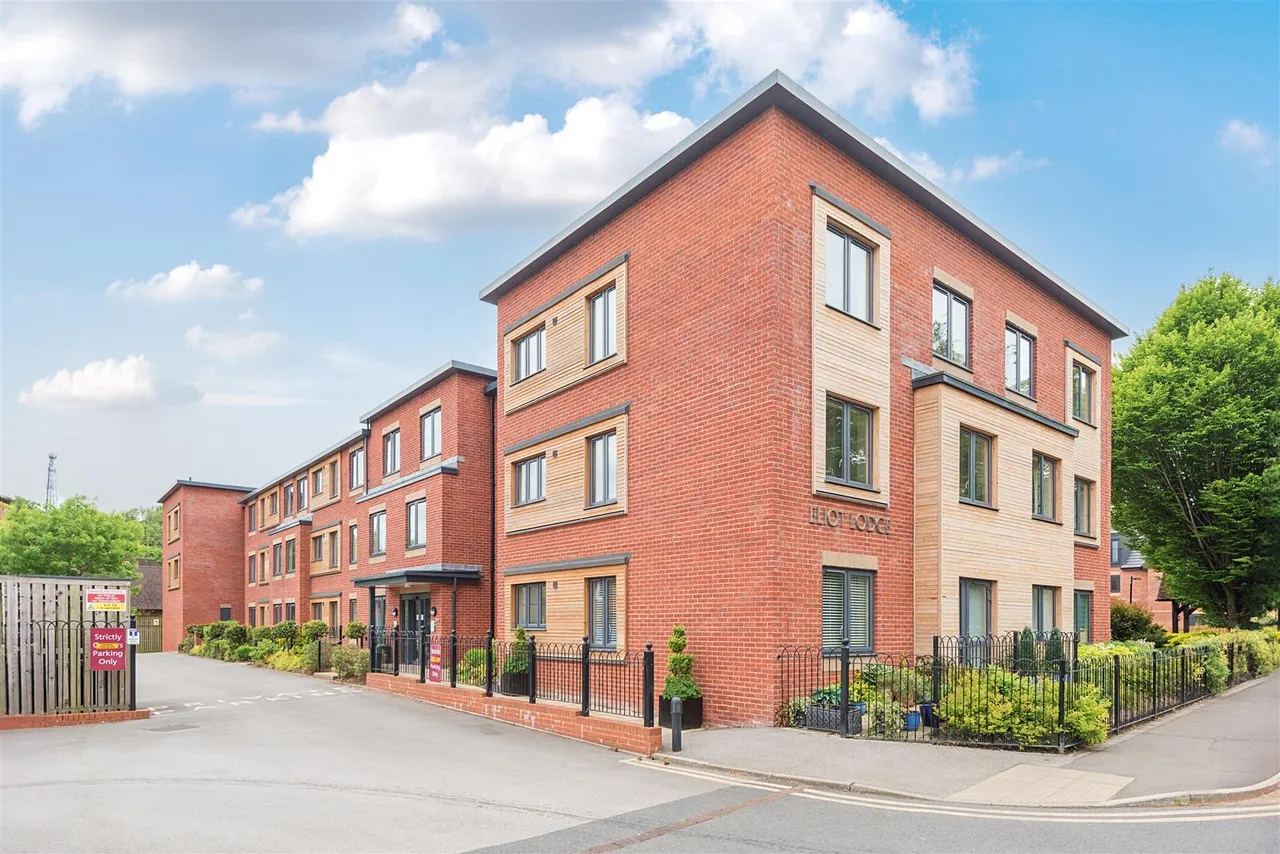 1 bed flat for sale, King Edward Street, Ashbourne, DE6