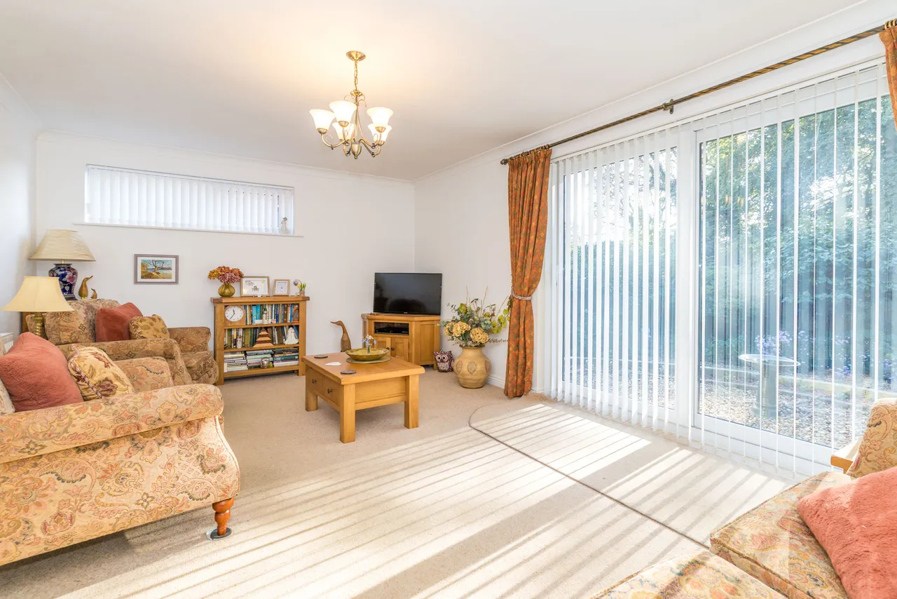 Clayton House Gardens, Burscough, L40, photo 2