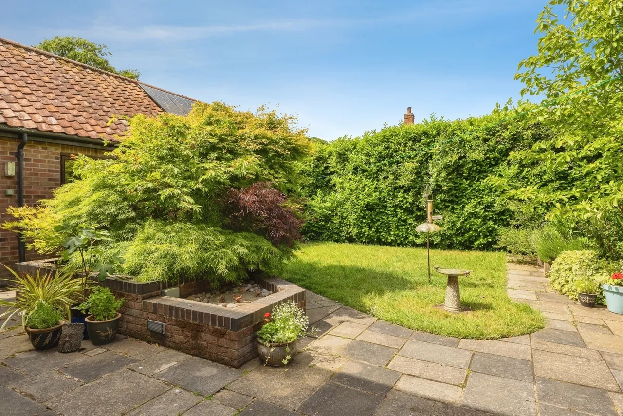 Hackford Road, Wicklewood, Wymondham, Norfolk, NR18, photo 18