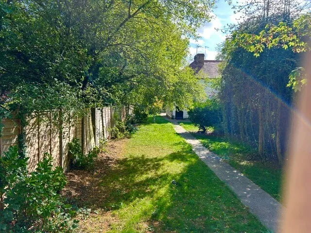 Manor Road, Chigwell, IG7, photo 13