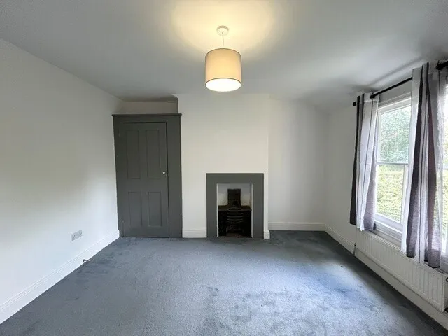 Manor Road, Chigwell, IG7, photo 4