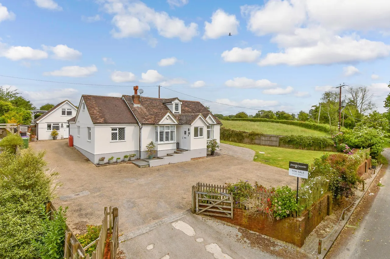 5 bed house for sale, Exted, Elham, CT4