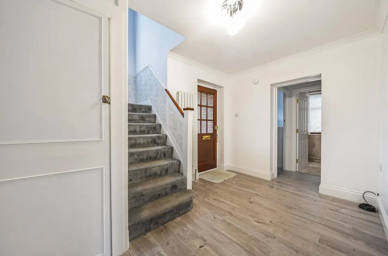 Brighton Road, Banstead, SM7 1BT, photo 5