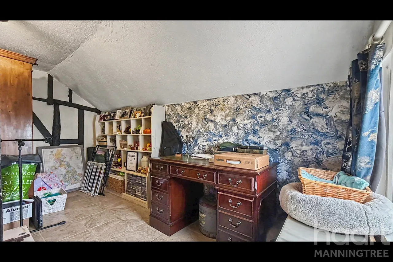 Clacton Road, Horsley Cross, CO11, photo 8