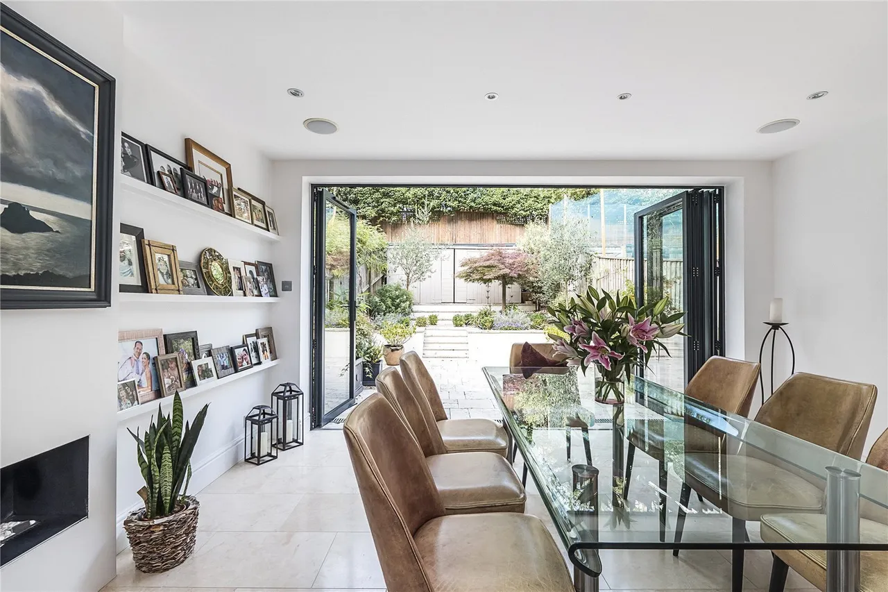 Royal Close, London, SW19, photo 16