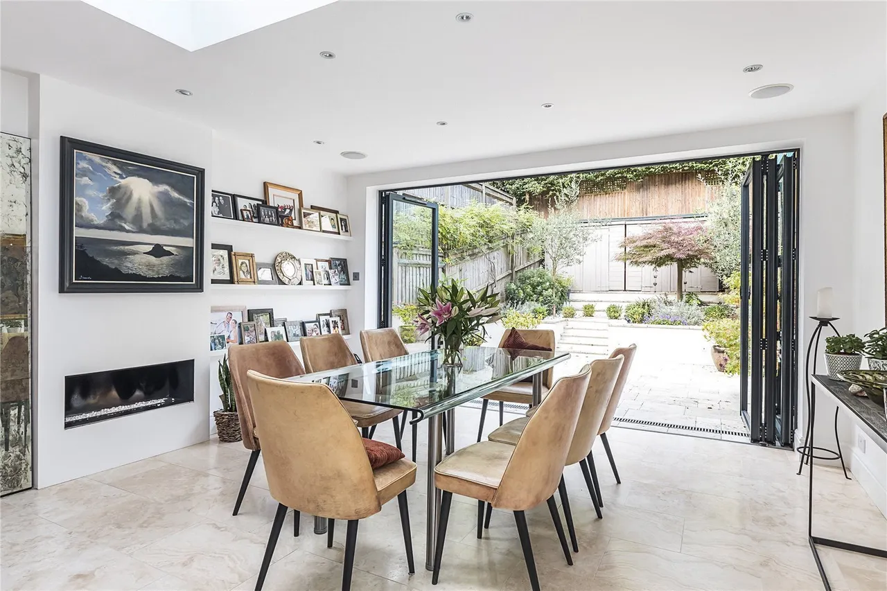 Royal Close, London, SW19, photo 6