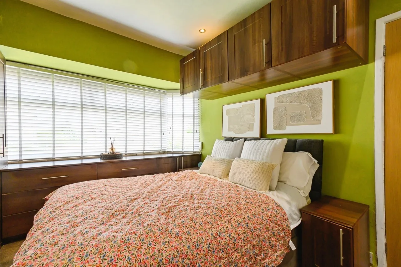 Tong Road, Little Lever, BL3, photo 7