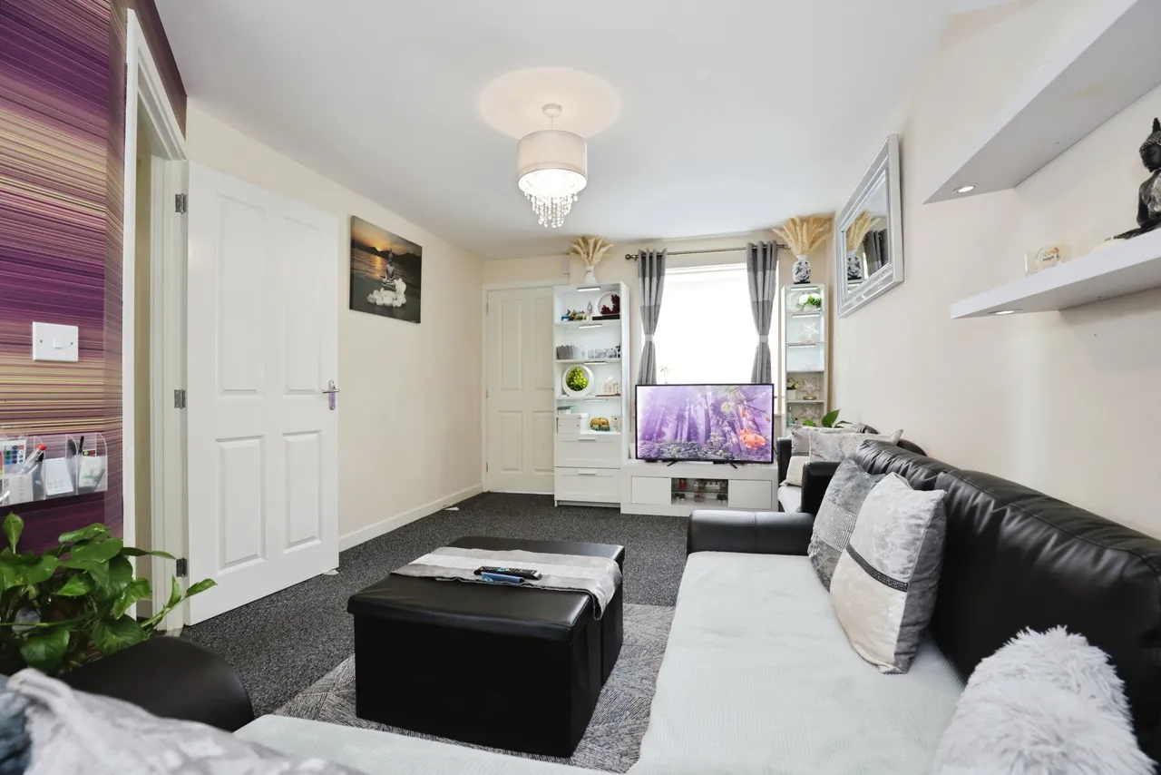Centenary Way, Wellingborough, photo 3
