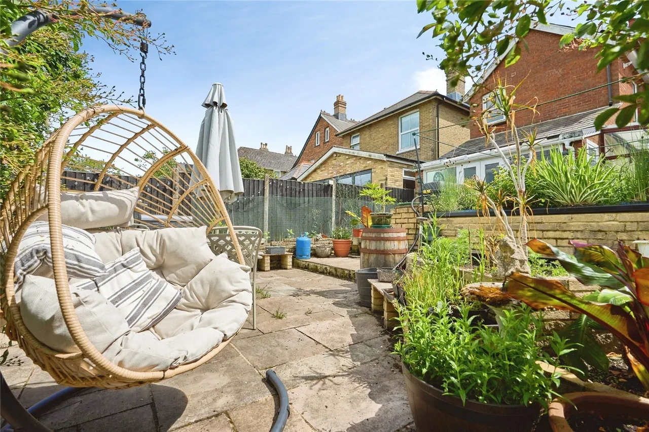 Victoria Grove, East Cowes, PO32, photo 5