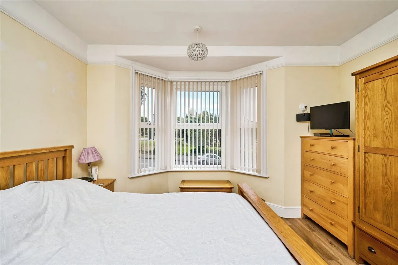 Victoria Grove, East Cowes, PO32, photo 16