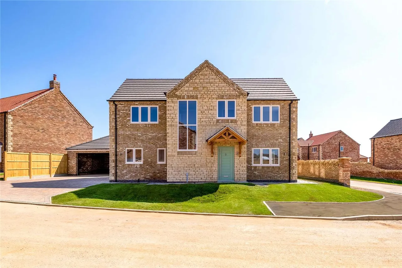 Plot 30 Hawthorn Meadows, 12 Maple Way, Nettleham, Lincoln, LN2 2LP, photo 2