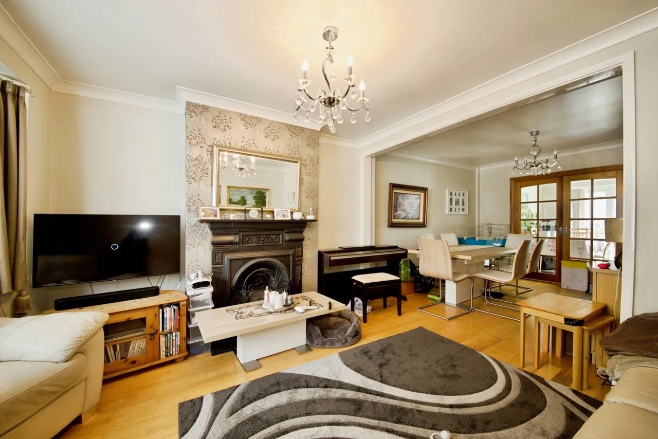 Linthorpe Road, Cockfosters, Barnet, EN4, photo 2