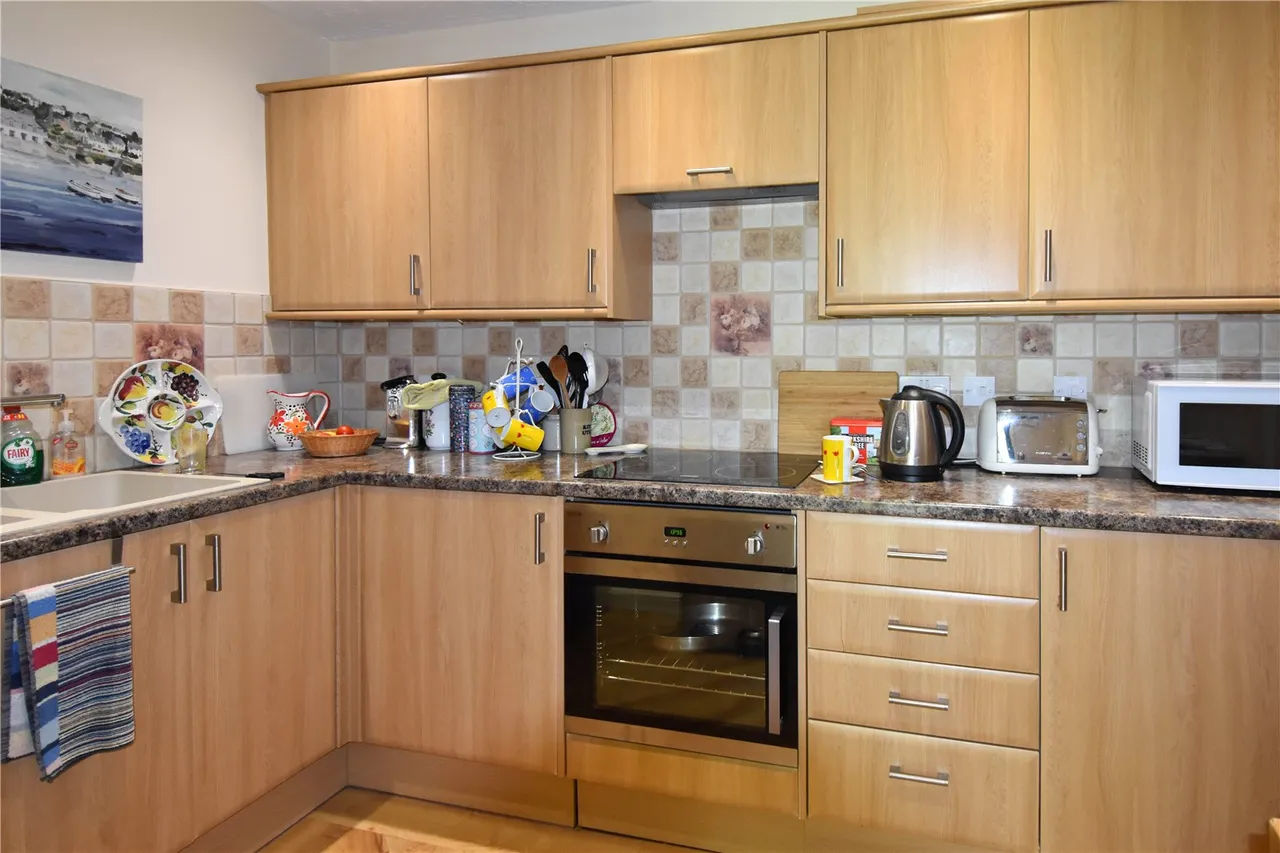 Rowan Court, Worcester Road, Droitwich, Worcestershire, WR9 8AH, photo 3
