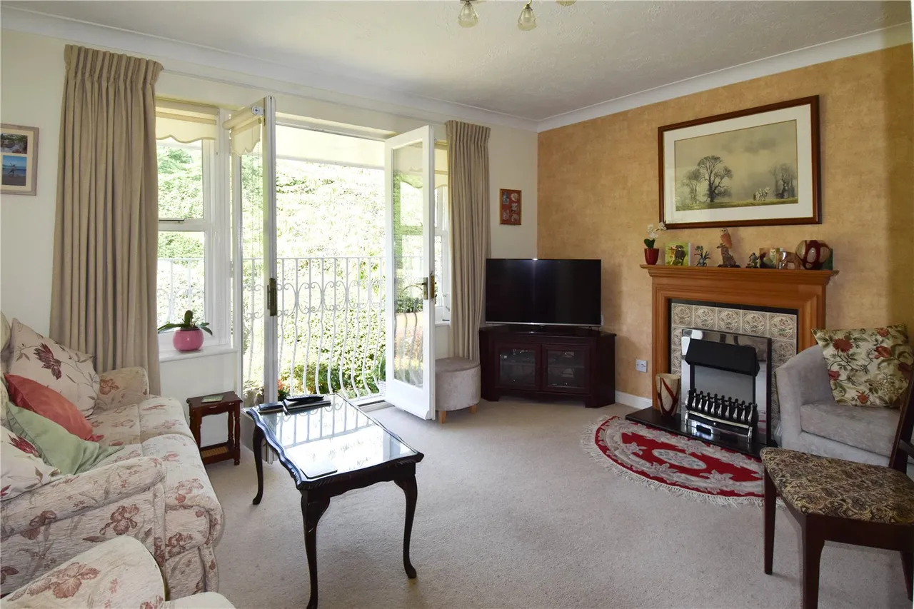 Rowan Court, Worcester Road, Droitwich, Worcestershire, WR9 8AH, photo 2