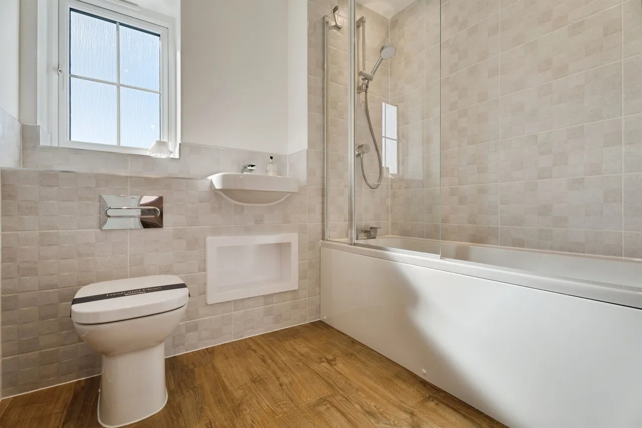 Pinewood Grange, Stowmarket, IP14, photo 20