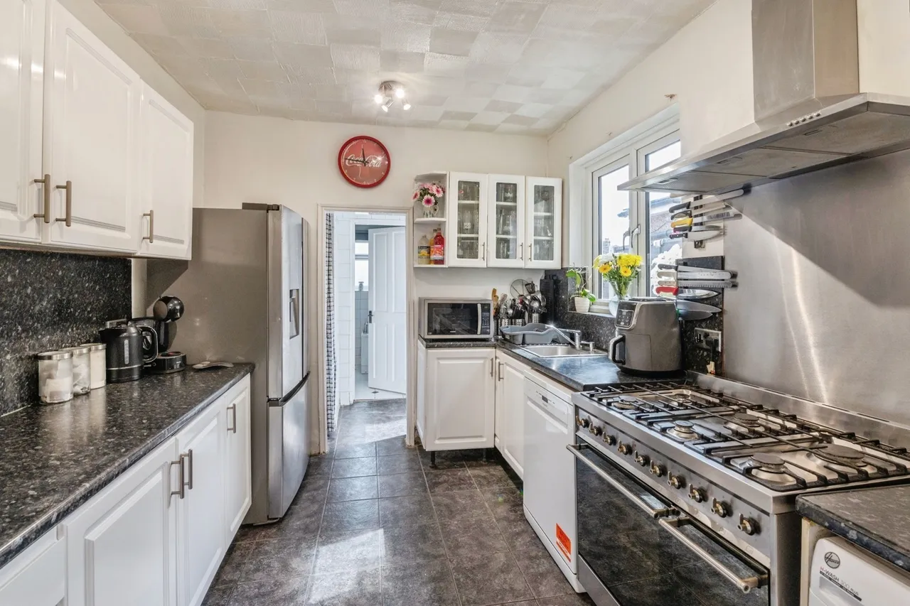 Foxton Road, Grays, Essex, RM20, photo 2